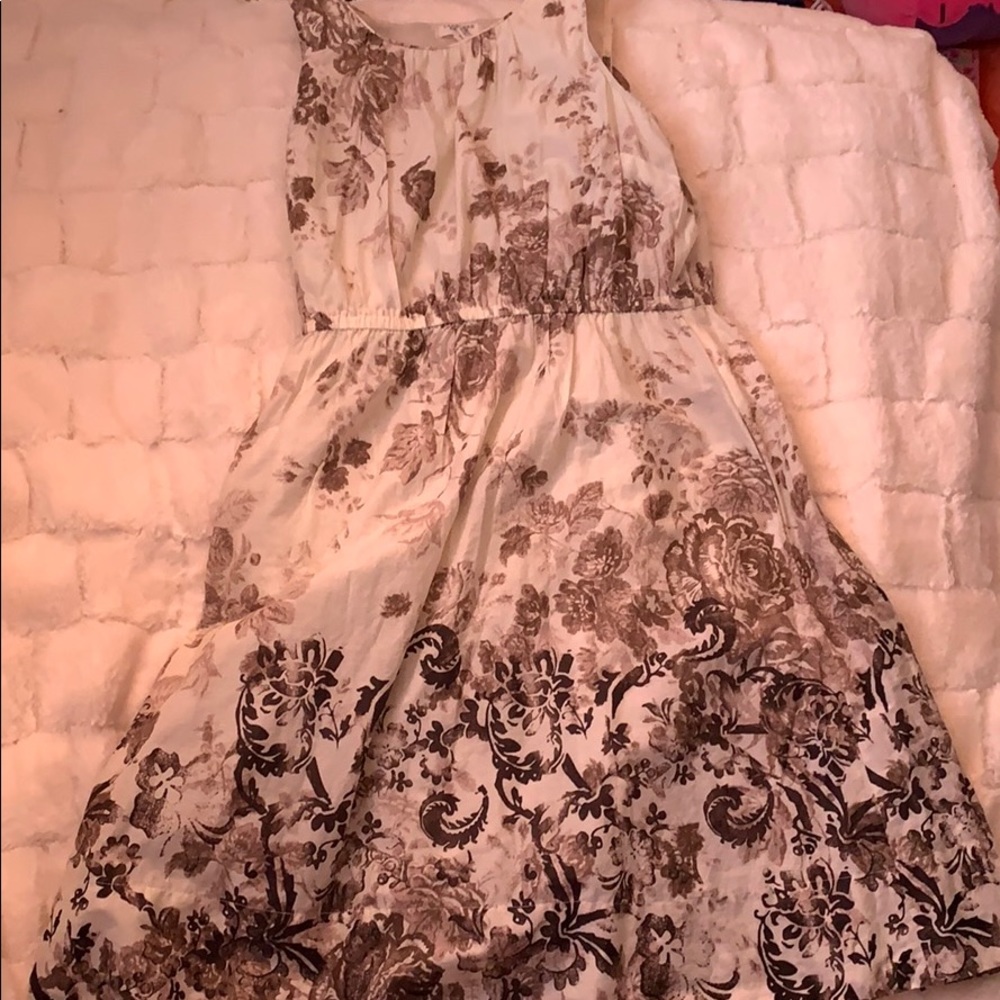 Lands’ End white/cream dress with brown flower